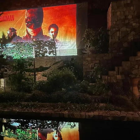 Restored Stone Overlooking Menton 度假居